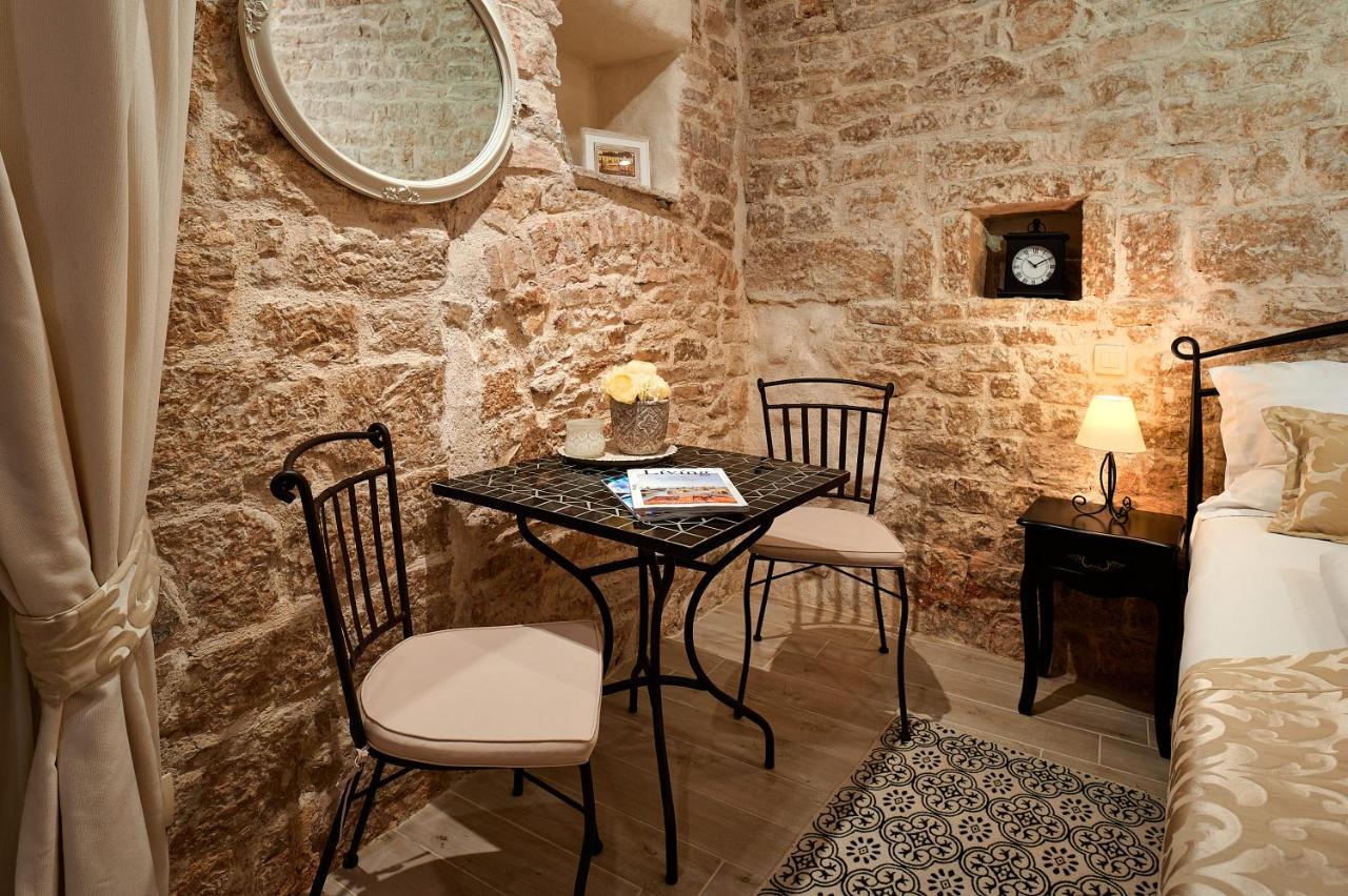 Rustic Apartments Sv Frane In The Old Town Σίμπενικ Εξωτερικό φωτογραφία