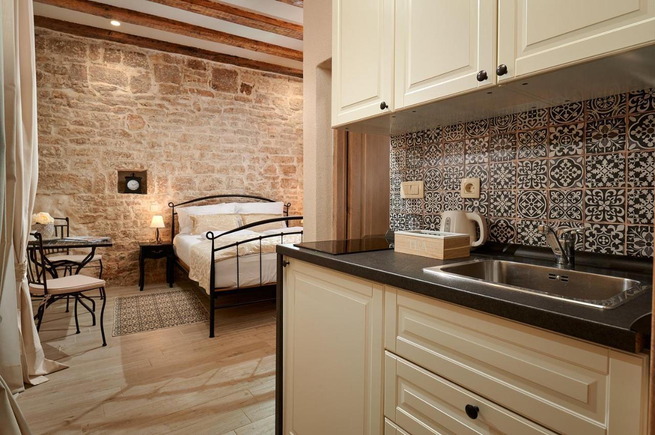 Rustic Apartments Sv Frane In The Old Town Σίμπενικ Εξωτερικό φωτογραφία