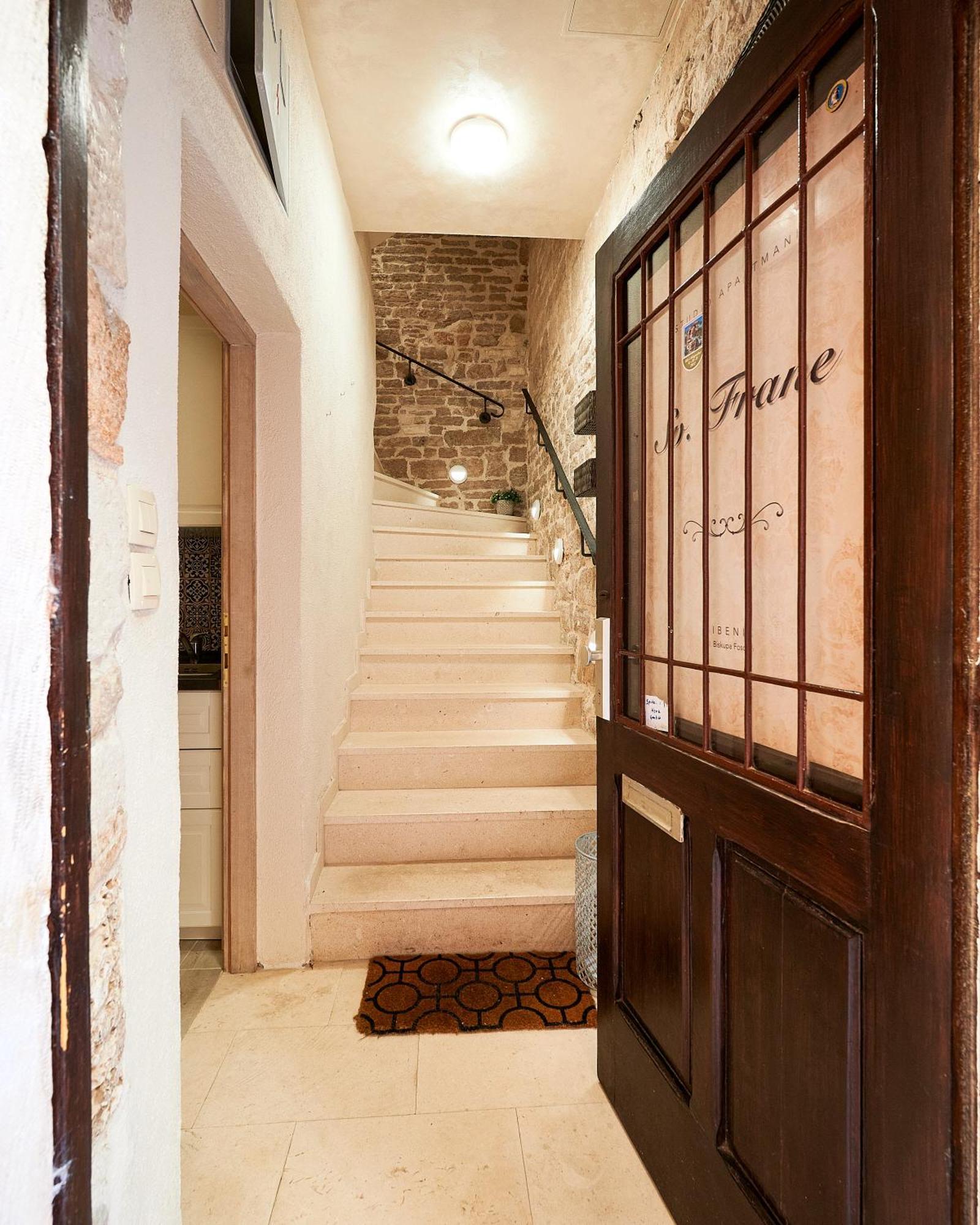 Rustic Apartments Sv Frane In The Old Town Σίμπενικ Εξωτερικό φωτογραφία