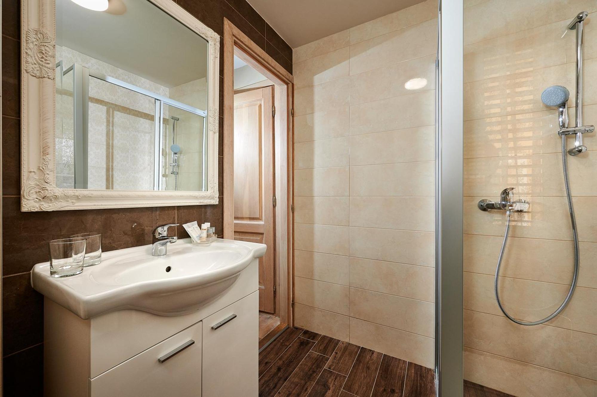 Rustic Apartments Sv Frane In The Old Town Σίμπενικ Εξωτερικό φωτογραφία