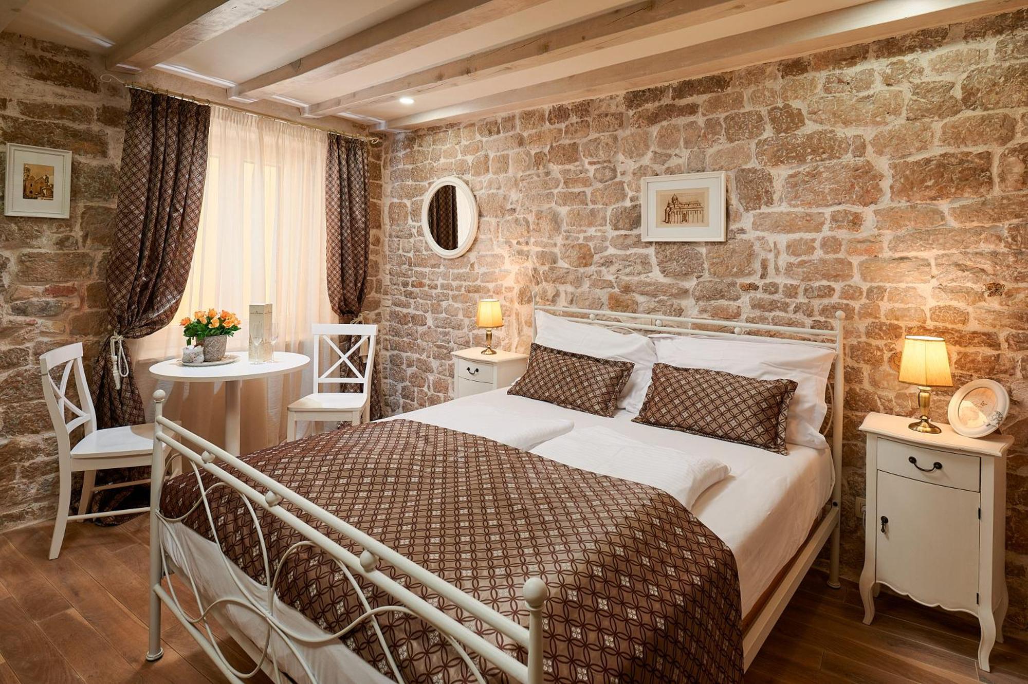 Rustic Apartments Sv Frane In The Old Town Σίμπενικ Εξωτερικό φωτογραφία